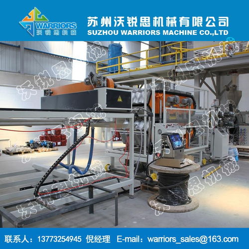 1050型平改坡樹(shù)脂瓦設(shè)備與PVC仿古建筑瓦機(jī)器的應(yīng)用及腳手架配套